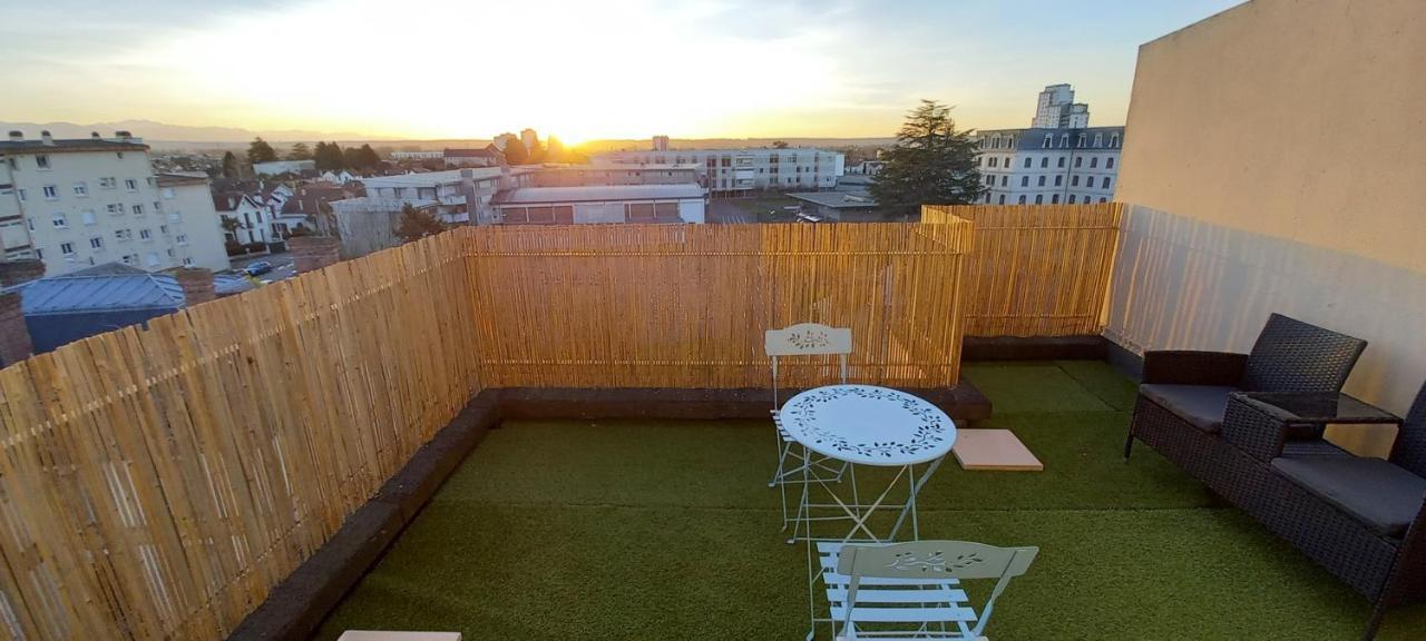 Apartmán Le Belvedere Dernier Etage Avec Terrasse Wifi Fibre Tarbes Exteriér fotografie