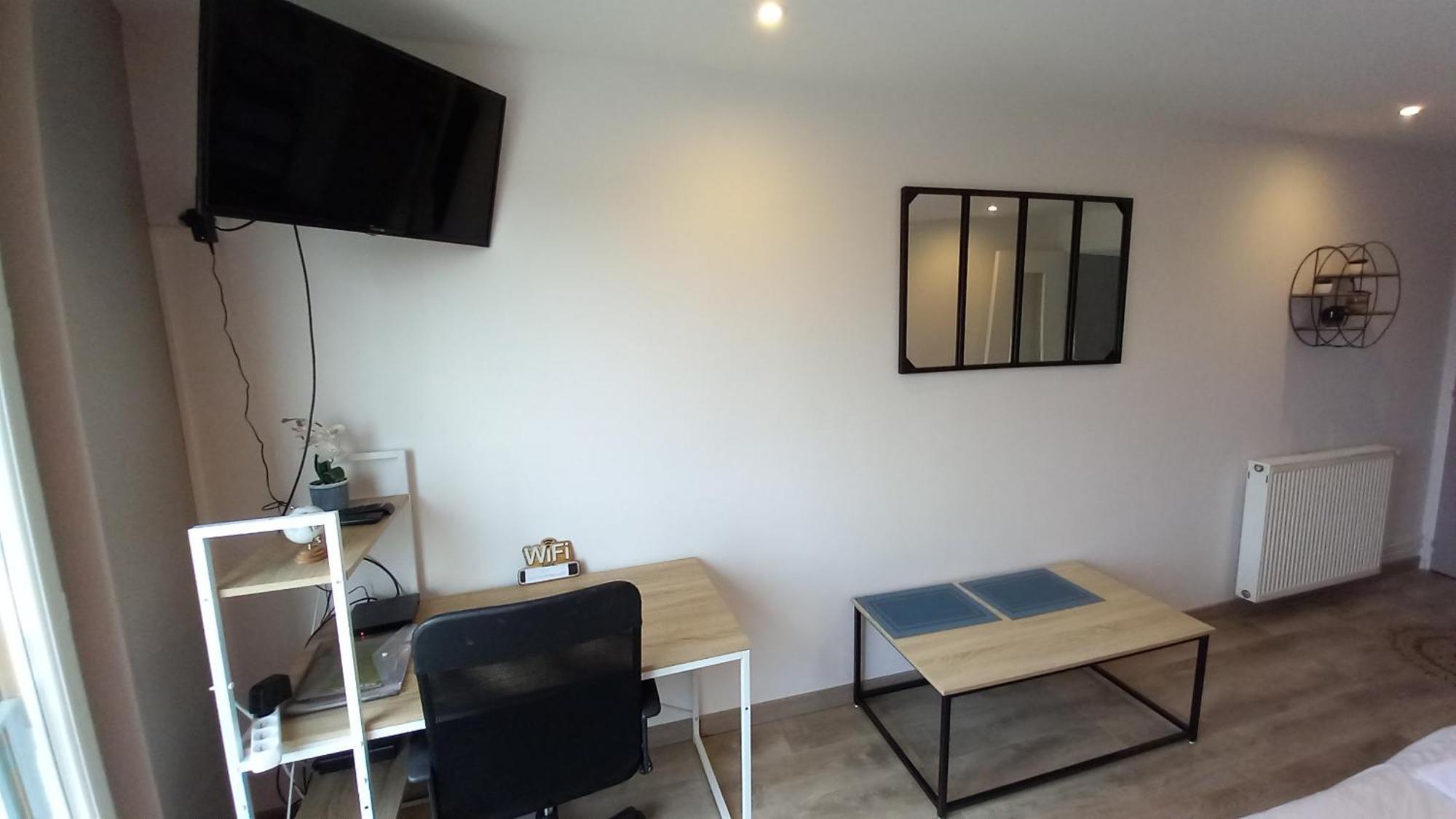 Apartmán Le Belvedere Dernier Etage Avec Terrasse Wifi Fibre Tarbes Exteriér fotografie